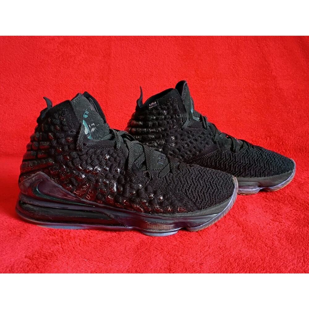 Nike LeBron 17 Currency Mens Size 9 Black Green BQ3177-001